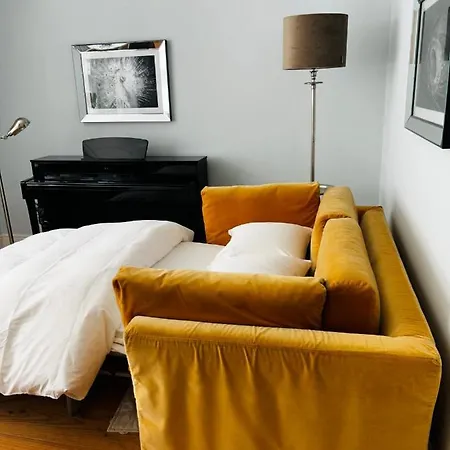 Luxury In The Center דירה